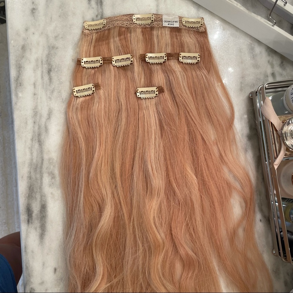 Hidden Crown clip in extensions